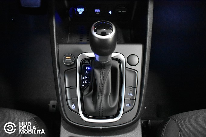 HYUNDAI Kona 1.6 CRDI Hybrid 48V DCT XLine